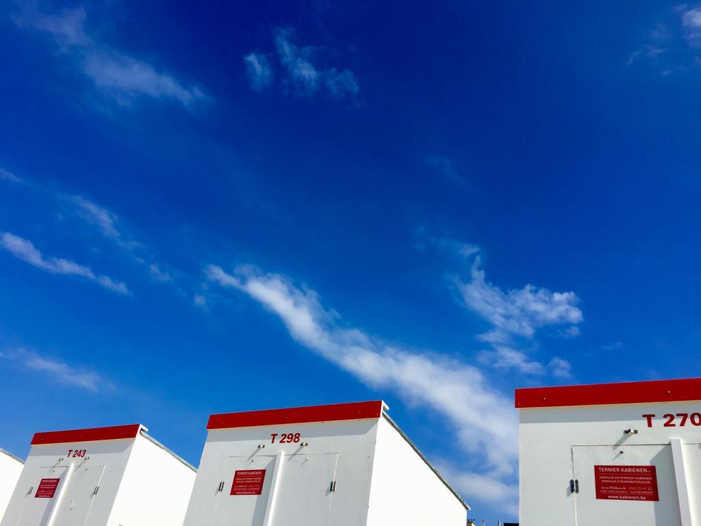 Apartmán Zeedijk Oostduinkerke Frontaal Zeezicht - Volledig Gerenoveerd 2022! Exteriér fotografie
